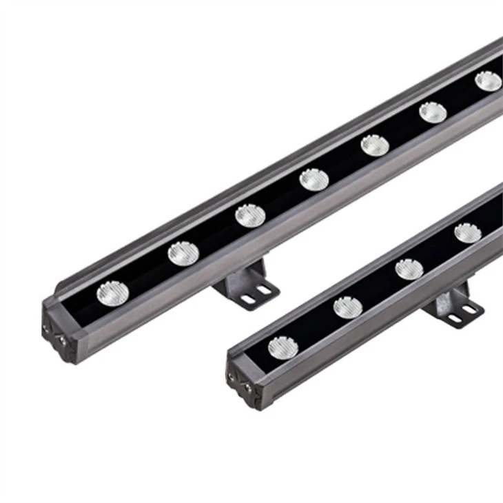RGB LED Wallwasher Silver IP65 9W